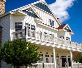 Blue Harbor Villas 4 Bedroom Courtyard