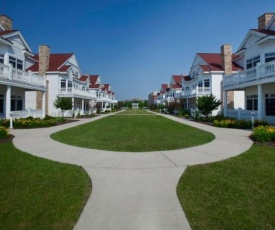 Lake Michigan Courtyard 2 bedroom King Suite