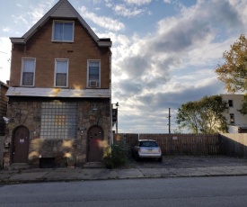 Sunny Space with River Views, close to Downtown