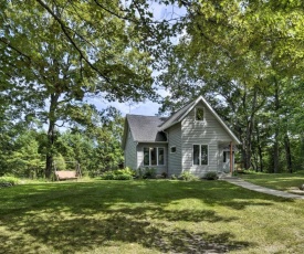 Updated Home with Deck, 2 Mi to Sister Bay Beach