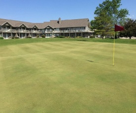Cherry Hills Golf & Lodge