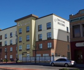 Cobblestone Hotel & Suites - Superior