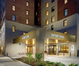 Distrikt Hotel Pittsburgh, Curio Collection by Hilton