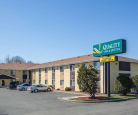 Quality Inn & Suites West Bend