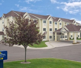 Microtel Inn & Suites Cheyenne