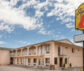 Super 8 by Wyndham Evanston