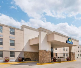 Days Inn by Wyndham Gillette