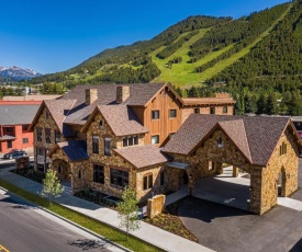 Elk Country Inn