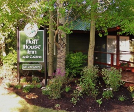 Huff House Inn and Cabins