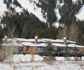 Snow Ridge Condominiums