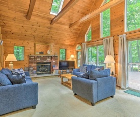 Cozy Arrowhead Lake Cottage with Fireplace!