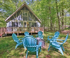 Cozy Poconos Chalet with Fire Pit and Spacious Deck!