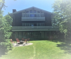 Chalet on Berry-Pocono Lake