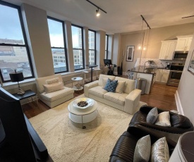 2/2Penthouse w/Peloton Bike+