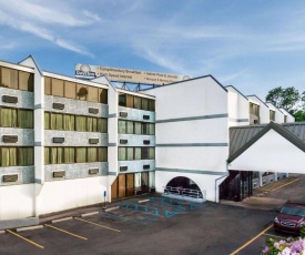 Days Inn by Wyndham Scranton PA
