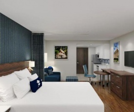 Scholar State College, Tapestry Collection by Hilton