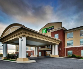 Holiday Inn Express & Suites Lancaster East - Strasburg, an IHG Hotel