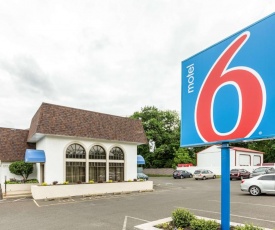 Motel 6-Warminster, PA