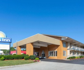 Days Inn by Wyndham Breezewood