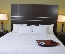 Hampton Inn & Suites Sharon