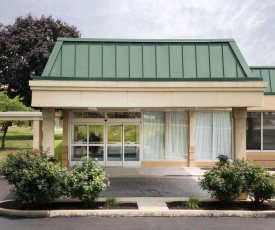 Days Inn & Suites by Wyndham York