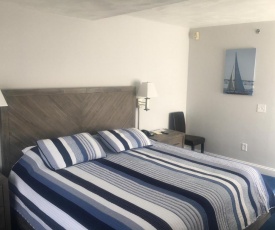 Rhea's Inn by the Sea