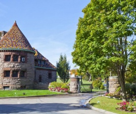 Oceancliff I & II, a VRI resort
