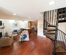 The Newport Lofts - 543 Thames Street