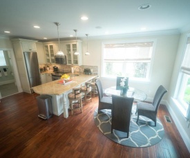 The Newport Lofts - 546 Thames Street