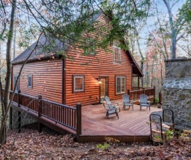 Iron Mountain Lodge - Beautiful Cabin With Forest & Mountain Views!