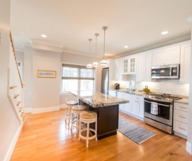 The Newport Lofts - 611 Thames Street