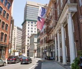 Hampton Inn & Suites Providence Downtown