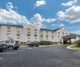 Comfort Inn & Suites Butler