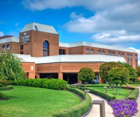 Crowne Plaza Providence-Warwick (Airport), an IHG Hotel