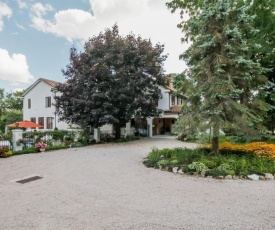 The Villa Bed and Breakfast