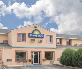 Days Inn by Wyndham Custer