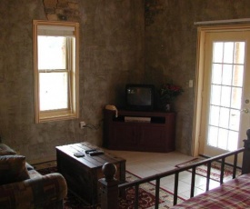 Lefty's Hideout