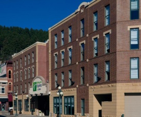 Holiday Inn Express Hotel & Suites Deadwood-Gold Dust Casino, an IHG Hotel