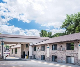 Super 8 by Wyndham Deadwood Black Hills Area