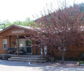 River Falls Lodging -Black Hills, South Dakota