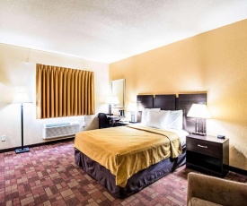 Econo Lodge Watertown