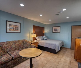 Lewis & Clark Resort