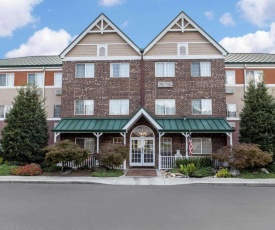 MainStay Suites Knoxville Airport