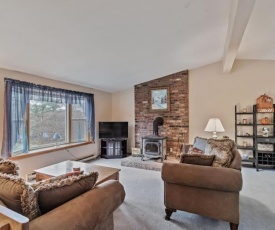Hickory Haven-Poconos-Sleeps 11-Gameroom