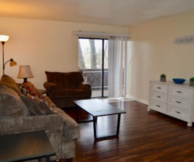 Apartment living 2 bed and bath