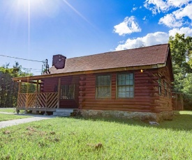 Authentic log Cabin mins from chatts best sites