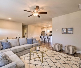 Modern Escape with Mountain Views, 7 Mi to Dtwn