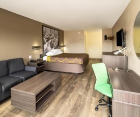 Super 8 by Wyndham Cleveland