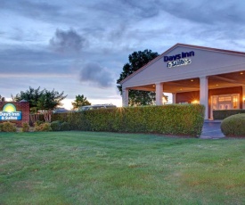 Days Inn & Suites by Wyndham Collierville Germantown Area