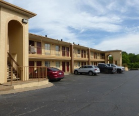 Red Roof Inn Columbia, TN